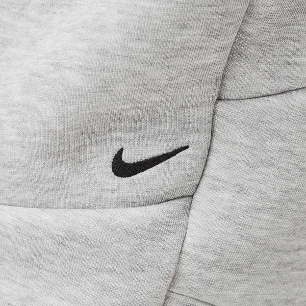 Nike Tech 