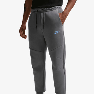 Nike Tech 