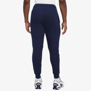 Nike Tech 
