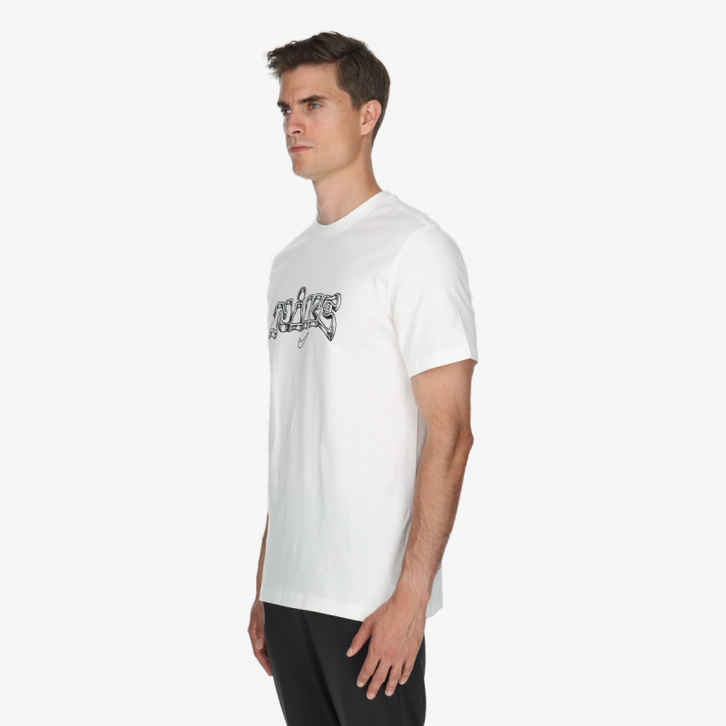 Nike T-shirt 