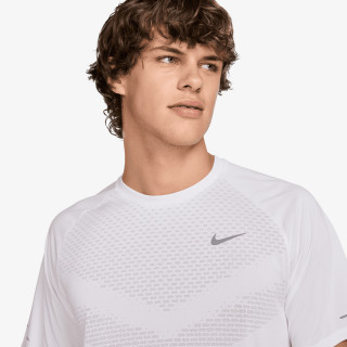 Nike M NK DFADV STRIDE SS TOP 