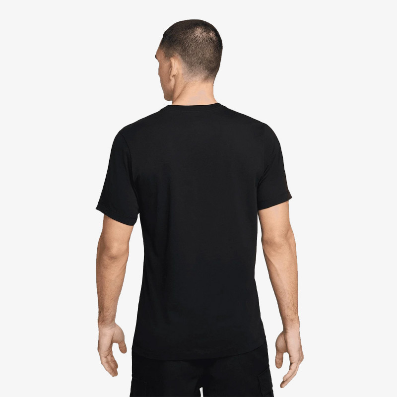 Nike U NSW TEE OC COSMIC YTH 2 