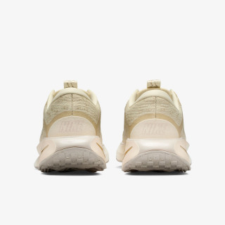 Nike WMNS NIKE MOTIVA SE 