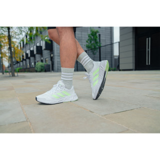 adidas QUESTAR 2 