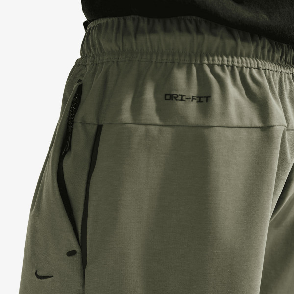 M NK TECH SHORI KNIT SHORT 