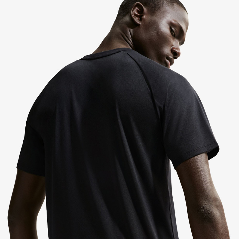 Nike M NK DFADV FLY NIKE STRIDE SS 
