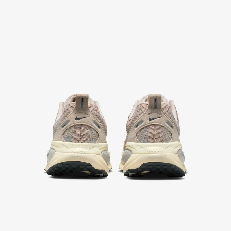 Nike W NIKE VOMERO 18 SE 
