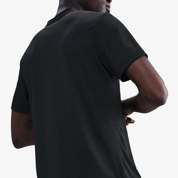 Nike M NSW CS RUN TEE 