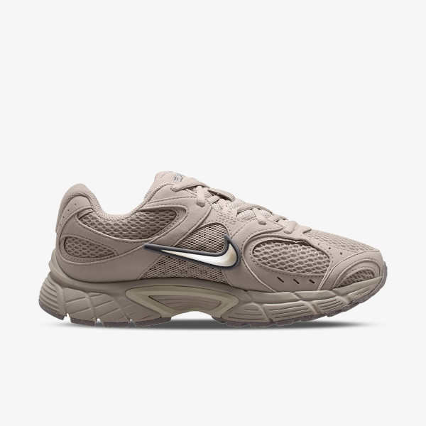 Nike W NIKE V5 RNR SUEDE 
