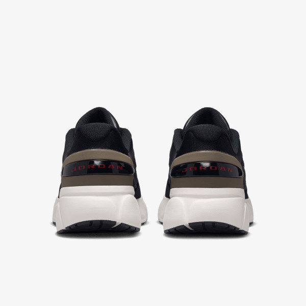 Nike JORDAN TRUNNER FLOW 