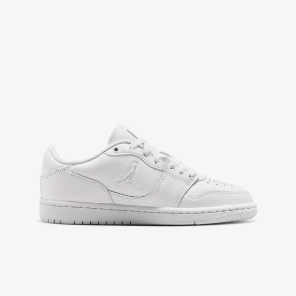 Nike JORDAN COURT CONNECT LOW BG 