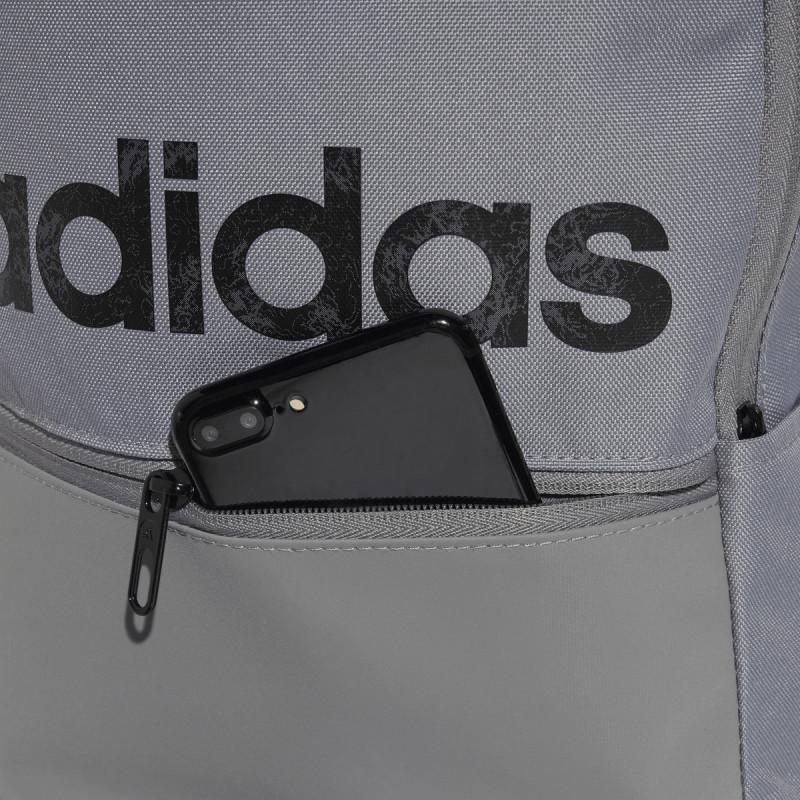 adidas Classic 