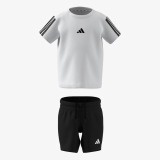Essentials Tee 