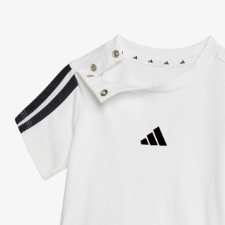 Essentials Tee 