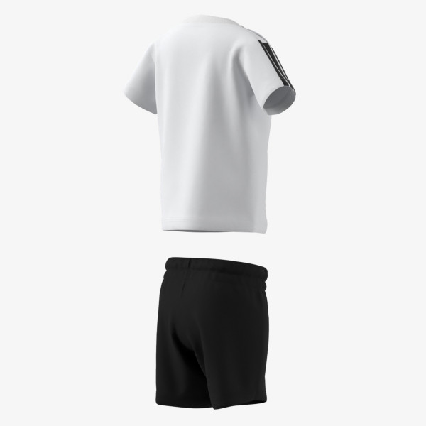 Essentials Tee 