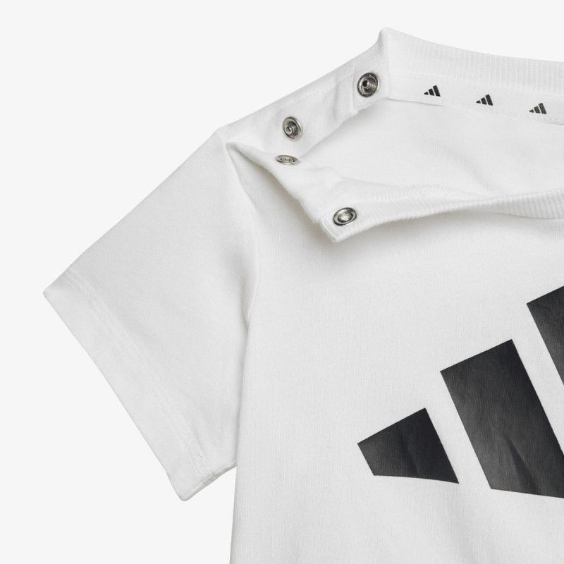 adidas Big logo 