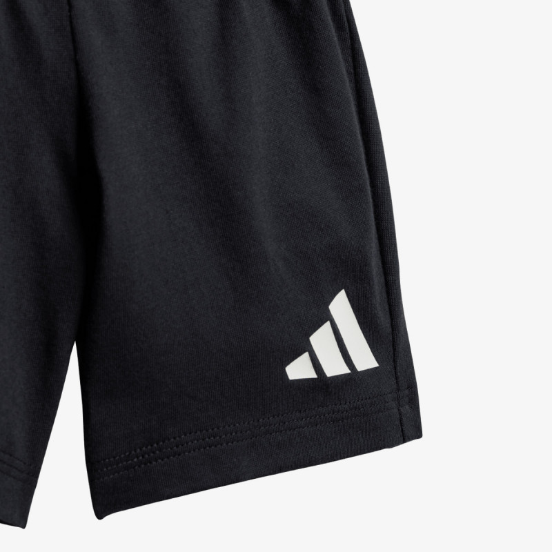 adidas Big logo 