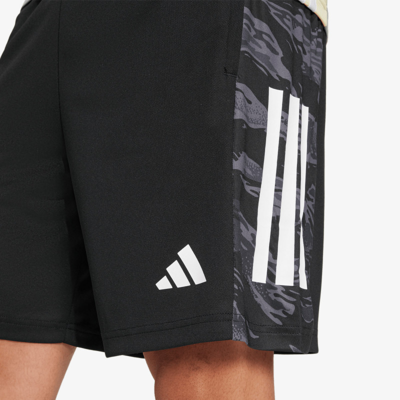 adidas Camo 