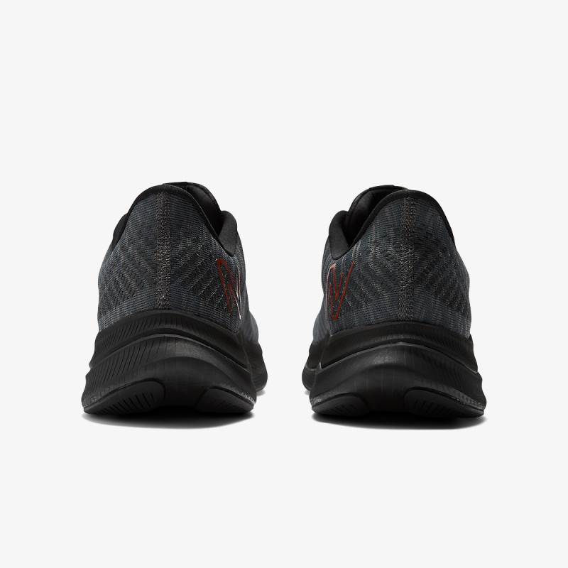 New Balance Fuel Cell 