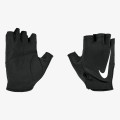 NIKE W GYM ESSENTIAL FG 2.0 