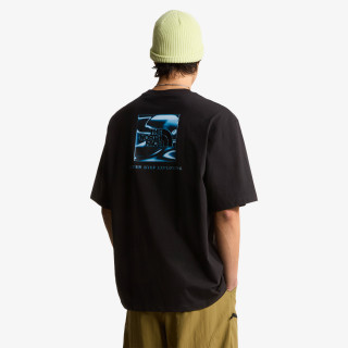 The North Face LIQUID BOX NSE OVERSIZE SHORT SLEEVE 