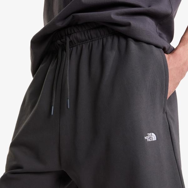 The North Face ESSENTIAL LIGHT RELAXED SHORTS 