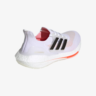 ULTRABOOST 21 