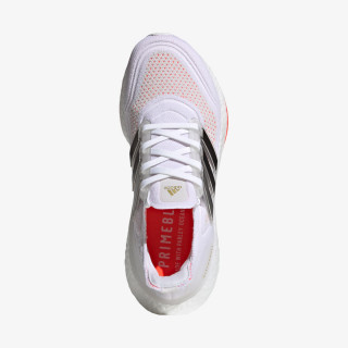 ULTRABOOST 21 