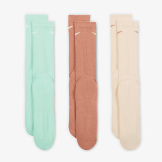 Nike Everyday Plus Cushioned 