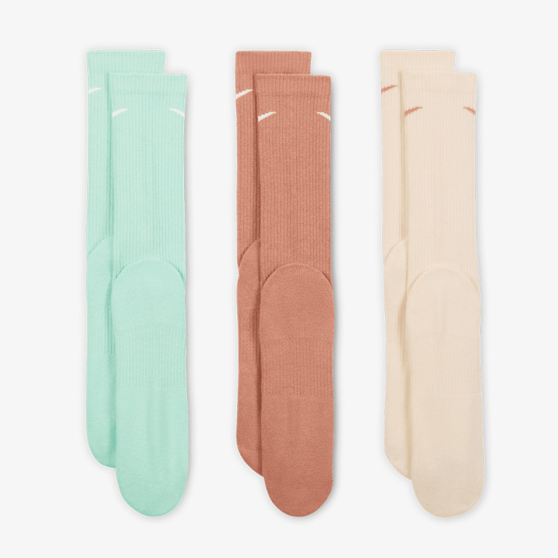 Nike Everyday Plus Cushioned 