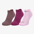 Nike Everyday Plus Cushion 