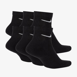 Nike Everyday Cushioned 