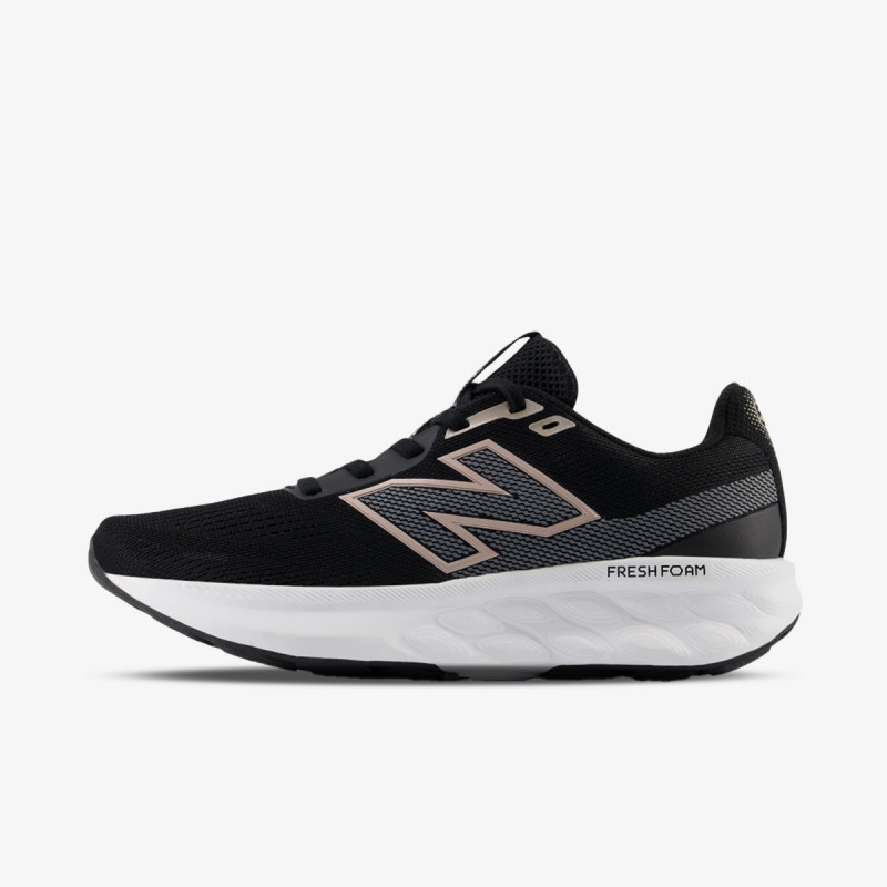 New Balance W520 