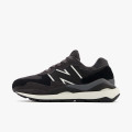 New Balance 5740 