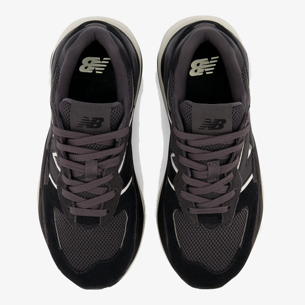 New Balance 5740 