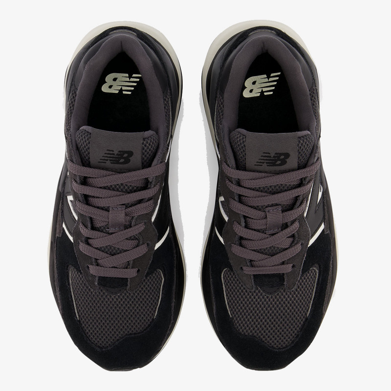 New Balance 5740 