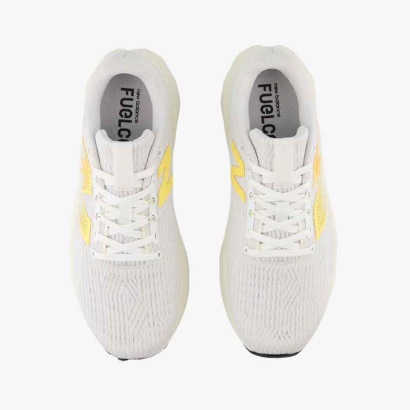 New Balance W FC Propel 