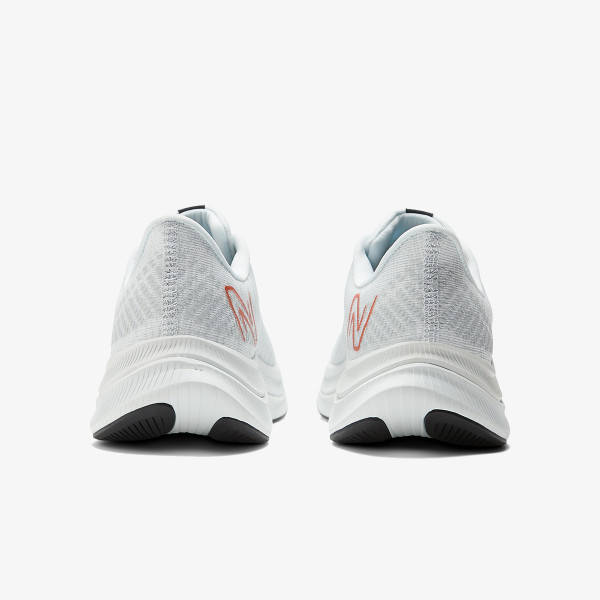 New Balance FUEL CELL 