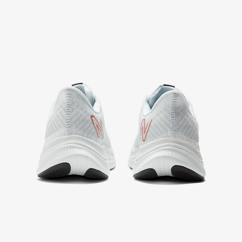 New Balance FUEL CELL 
